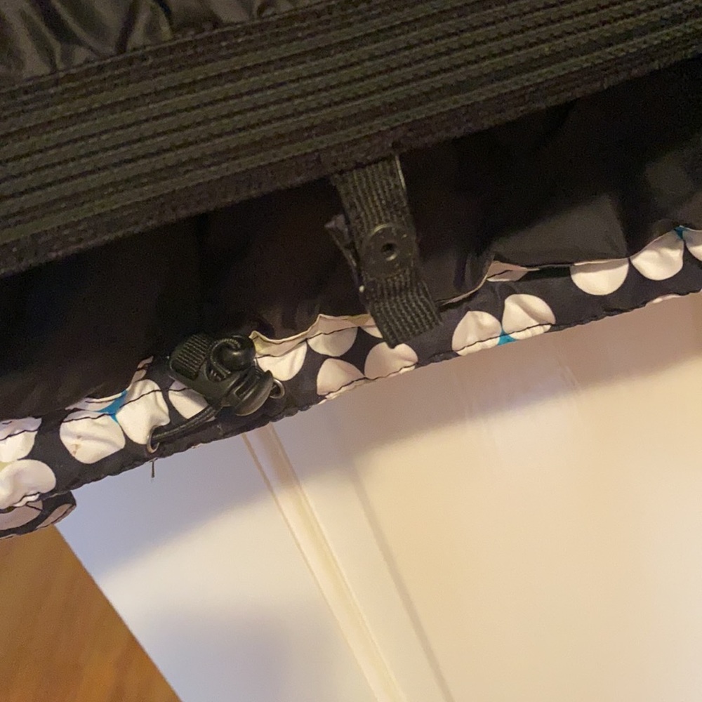 Roxy Utility 5,000 Jacket - Size Medium - image 7